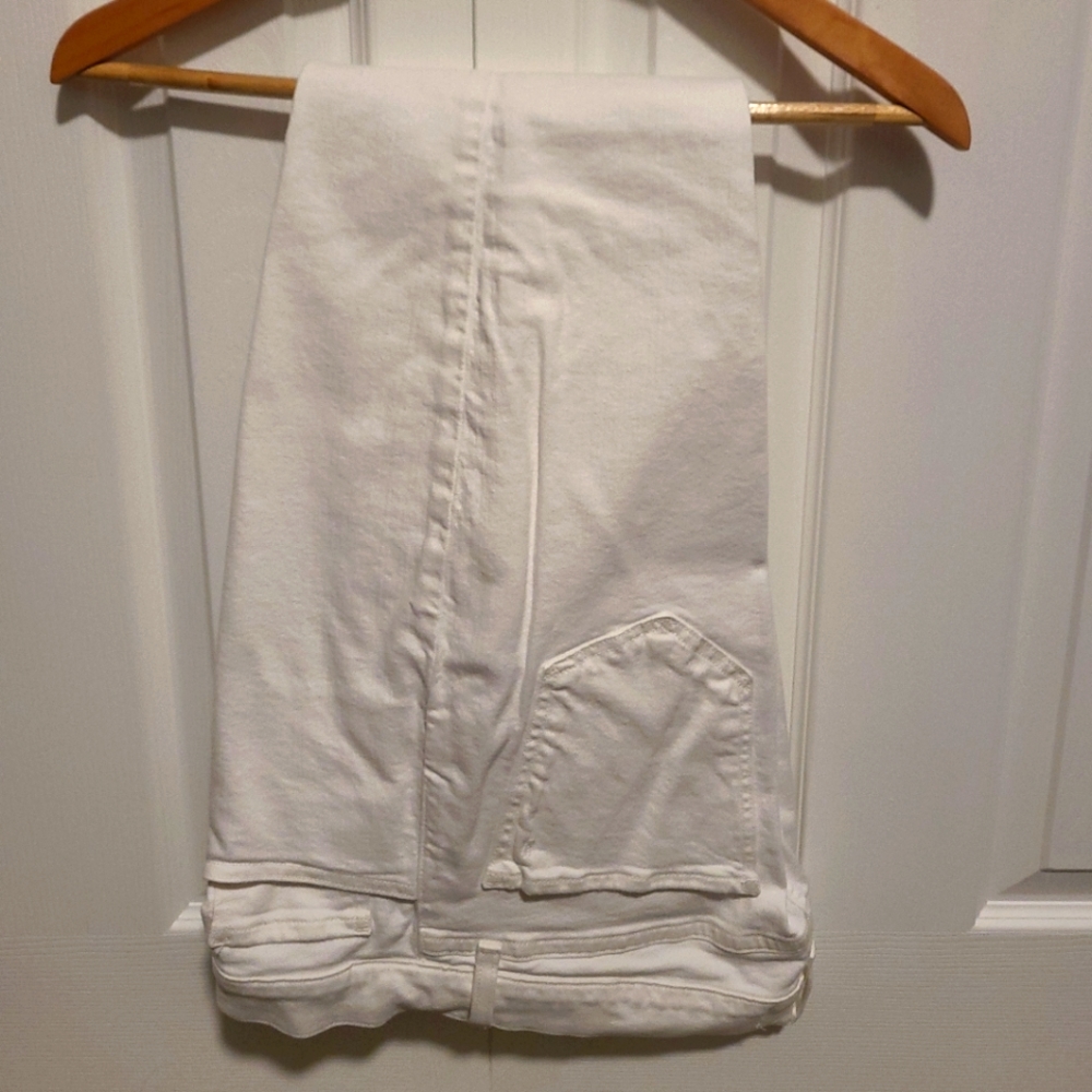 NWOT Yummie Skinny Jean